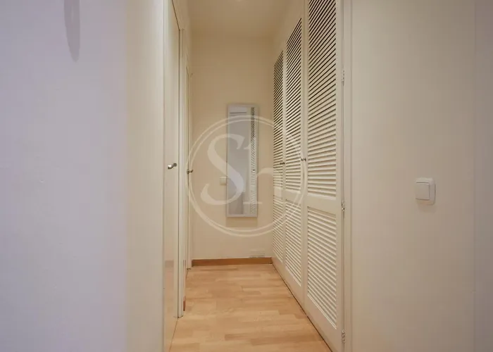 Piso Familiar Cerca De Diagonal Barcelona