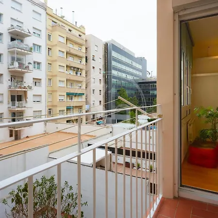 Piso Familiar Cerca De Diagonal Lägenhet Barcelona