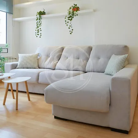 Piso Familiar Cerca De Diagonal * Barcelona