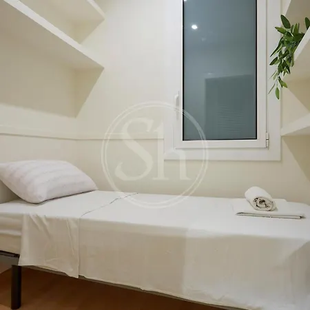 Piso Familiar Cerca De Diagonal Apartment *