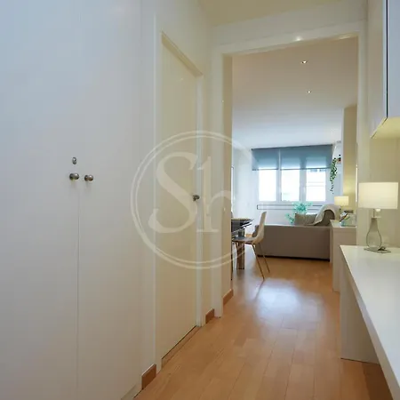 Piso Familiar Cerca De Diagonal Lägenhet Barcelona