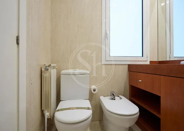 Piso Familiar Cerca De Diagonal Appartement Barcelona